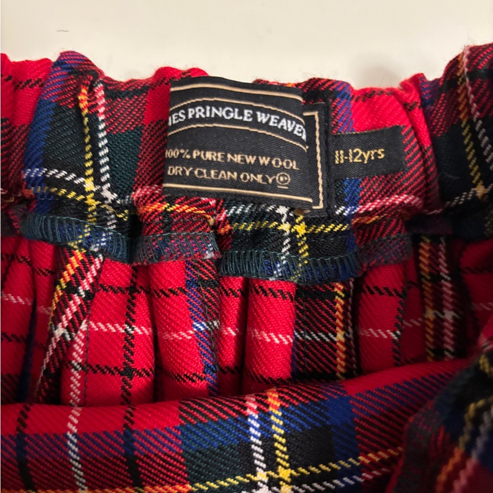 100% Wool child’s kilt—Royal Stewart by James Pringle Weaver size 11-12 years - Picture 6 of 7